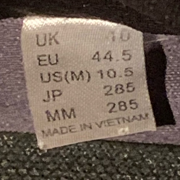 Hiking Shoes - Picture 6 of 14